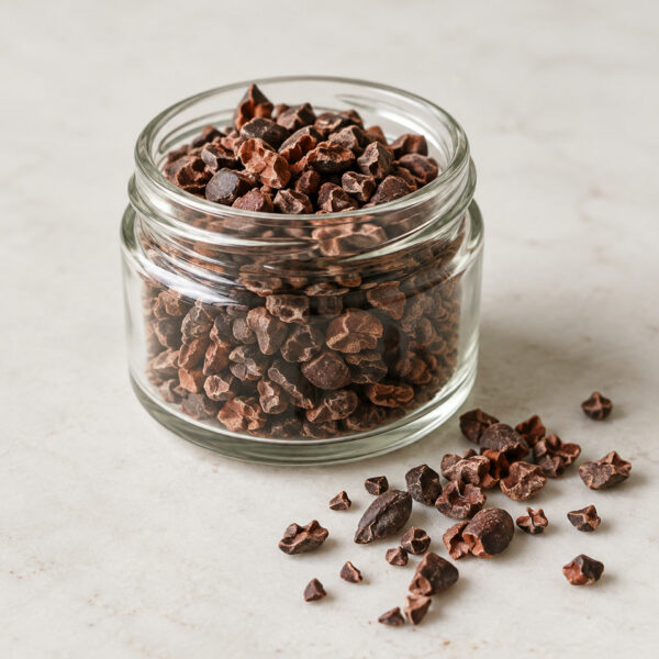 Nibs de cacau em pote de vidro